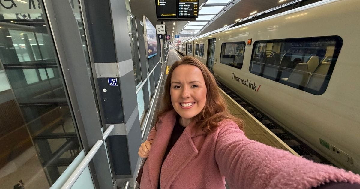 How to get to Brighton from London by train